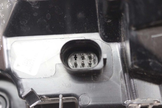 AUDI A3 SEDAN LAMPY TYLNE LED TYŁ USA 8V5945093C 8V5945094C 8V5945095C 8V5945096C 8V5 945 093 C 8V5945093J 8V5945094J 8V5945093C