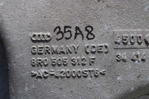 AUDI A8 WAHACZ TYŁ 8R0505311F 8K0505323H 8K0501529L 8K0505465G SANKI komplet 4H D4 8R0505311B 8R0505311E 8K0505323D 8K0505323F