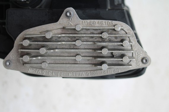 AUDI Q2 LAMPY PRZÓD lampa FULL LED 81A941033C 81A941034C 8S0907397C 7PP941572AF przednia 81A941773A 81A941774A 81A941773E L + P