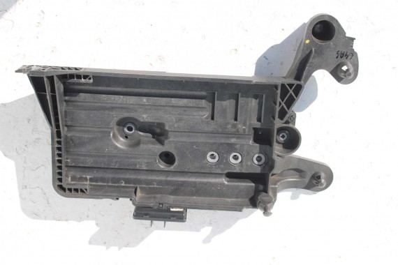 VW AUDI SKODA SEAT PODSTAWA AKUMULATORA 5Q0915321H 5Q0915331J 5Q0915321 5Q0915321H 5Q0915331J 5Q0915321H 5Q0915331J 5Q0915331K