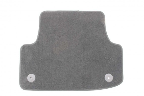 AUDI A3 SEDAN DYWANIKI WYCIERACZKI PODŁOGI 8V1863691 8V1864435 8V1864436 8V4864451 8V4864452 8V1863691A 8V1863435 8V4863011 8V