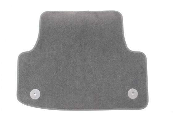 AUDI A3 SEDAN DYWANIKI WYCIERACZKI PODŁOGI 8V1863691 8V1864435 8V1864436 8V4864451 8V4864452 8V1863691A 8V1863435 8V4863011 8V