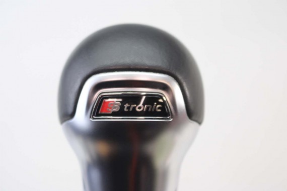 AUDI A3 E-TRON GAŁKA ZMIANY BIEGÓW 8V1713139G 8V1 713 139 G IBR czarny soul 8V 8V1713139G 8V1713139G 8V1713139G 8V1713139