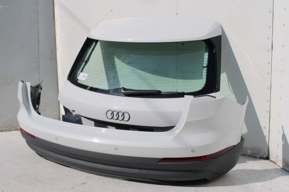 AUDI Q3 83A II TYŁ ZDERZAK + KLAPA BAGAŻNIKA + LAMPY lampa tylny Matrix 2Y2Y LS9R Gletscherweiss Biały F3 83A827025 83A807511