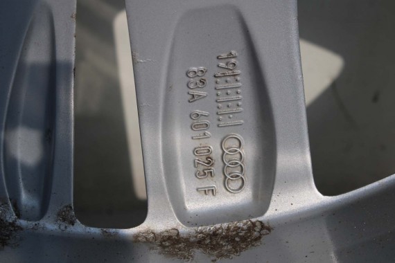 AUDI Q3 II FELGI 17 cali 83A601025F OPONY LATO KOŁA felga 83A601025 7J*17H2 ET40 opona LATO CONTINENTAL ECOCONTACT 215/65/17 99v