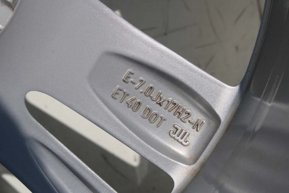 AUDI Q3 II FELGI 17 cali 83A601025F OPONY LATO KOŁA felga 83A601025 7J*17H2 ET40 opona LATO CONTINENTAL ECOCONTACT 215/65/17 99v