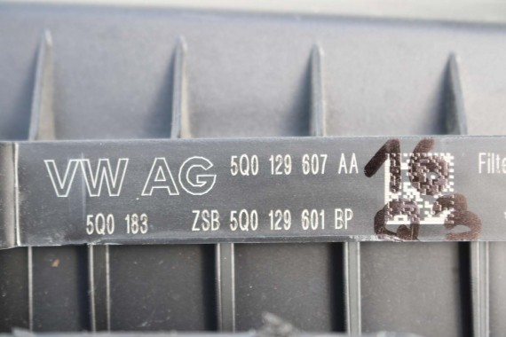 VW AUDI FILTR POWIETRZA OBUDOWA 5Q0129607AA 5Q0129601AC 5Q0129607Q 2.0 TDi diesel 5Q0129601BP 5Q0129601S 5Q0129607AF 5Q0129607J