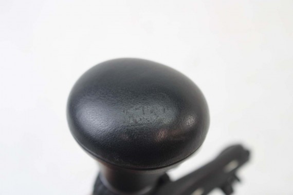 AUDI A4 A5 Q5 GAŁKA ZMIANY BIEGÓW 8K1713139A  8K1 713 139 TAH czarna 8K1713139 8K1713139 8K1713139 8K1713139 8K1713139 8K1713139