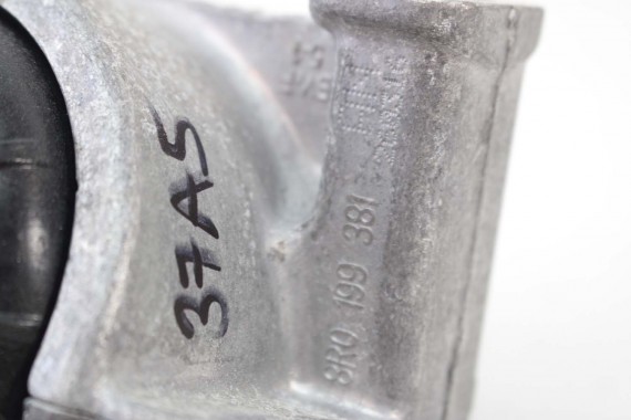 AUDI A4 A5 PODUSZKA ŁAPA SILNIKA 8R0199381AN 8R0199381B lewa prawa strona 2 sztuki 8R0 199 381 8R0199381AJ 8R0199381AN 8R0199381