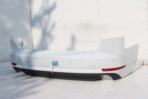 AUDI A4 SEDAN ZDERZAK TYLNY TYŁ 8W 2Y2Y LS9R biały B9 2015- Kolor: 2Y LS9R 8W0807521 8W5807511 8W5807067 8W0945105 8W5 807 511