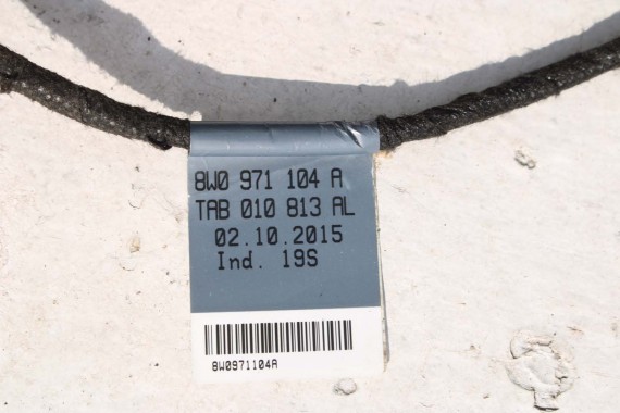 AUDI A4 SEDAN ZDERZAK TYLNY TYŁ 8W 2Y2Y LS9R biały B9 2015- Kolor: 2Y LS9R 8W0807521 8W5807511 8W5807067 8W0945105 8W5 807 511