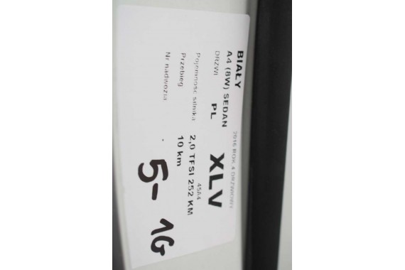 AUDI A4 SEDAN 8W B9 LS9R DRZWI LEWE PRZÓD + TYŁ STRONA LEWA przednie + tylne 2 sztuki 2Y2Y 8W0831051 8W5833051 8W0831051A białe