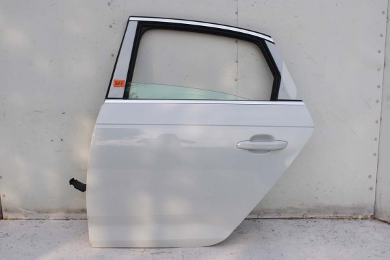 AUDI A4 SEDAN 8W B9 LS9R DRZWI LEWE PRZÓD + TYŁ STRONA LEWA przednie + tylne 2 sztuki 2Y2Y 8W0831051 8W5833051 8W0831051A białe