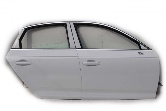 AUDI A4 SEDAN DRZWI PRAWE...