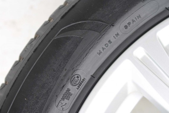 AUDI A4 A5 FELGI 17 cali OPONY KOŁA felga 8W0601025C 7.5J*17H2 ET38 8W opona 225/50/17 8W0601025C 8W0601025C 8W0601025 8W0601025