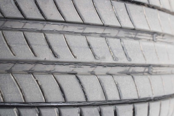 AUDI A4 A5 FELGI 17 cali OPONY KOŁA felga 8W0601025C 7.5J*17H2 ET38 8W opona 225/50/17 8W0601025C 8W0601025C 8W0601025 8W0601025