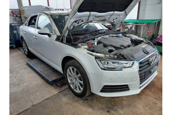 AUDI A4 A5 FELGI 17 cali OPONY KOŁA felga 8W0601025C 7.5J*17H2 ET38 8W opona 225/50/17 8W0601025C 8W0601025C 8W0601025 8W0601025