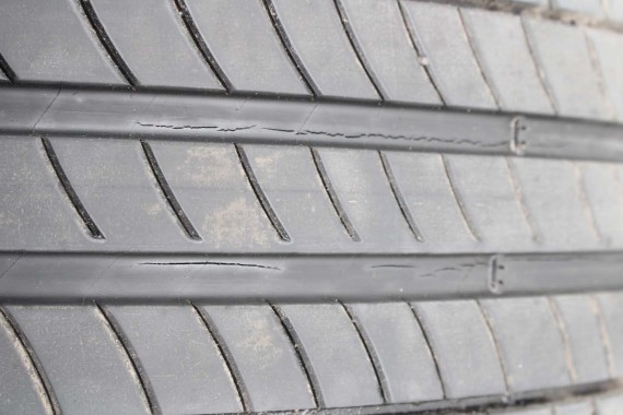 AUDI A4 A5 FELGI 17 cali OPONY KOŁA felga 8W0601025C 7.5J*17H2 ET38 8W opona 225/50/17 8W0601025C 8W0601025C 8W0601025 8W0601025