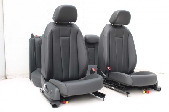 AUDI A4 8W SEDAN FOTELE KOMPLET FOTELI siedzeń siedzenia fotel tapicerka 8W5 8W skóra kolor czarny B9 fotele tapicerka czarna 8W