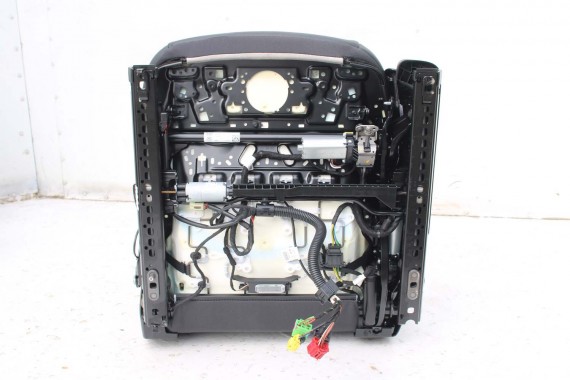 AUDI A4 8W SEDAN FOTELE KOMPLET FOTELI siedzeń siedzenia fotel tapicerka 8W5 8W skóra kolor czarny B9 fotele tapicerka czarna 8W