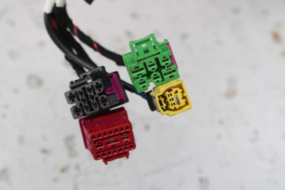 AUDI A4 8W SEDAN FOTELE KOMPLET FOTELI siedzeń siedzenia fotel tapicerka 8W5 8W skóra kolor czarny B9 fotele tapicerka czarna 8W