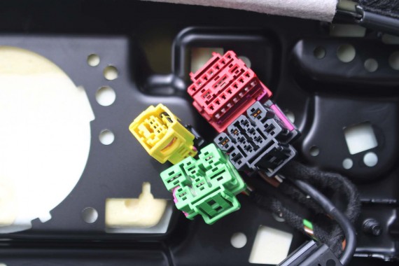 AUDI A4 8W SEDAN FOTELE KOMPLET FOTELI siedzeń siedzenia fotel tapicerka 8W5 8W skóra kolor czarny B9 fotele tapicerka czarna 8W