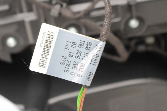 AUDI A4 8W BOCZEK BOCZKI DRZWI drzwiowe tapicerka SEDAN 8W 8W5 B9 skóra kolor czarny 8W1867103 8W1867104 8W0867303 8W0867304