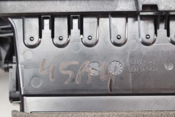 AUDI A4 A5 WLOTY 8W1820901B 8W1820902D KRATKI NAWIEWU KONSOLI 8W1 820 901 8W1820902B WLOT POWIETRZA 8W F5 8W1820901C 8W1820901A