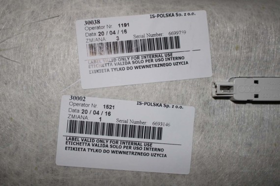 AUDI A4 SEDAN PODSUFITKA szara 8W5867506G RL9 szary 8W5 867 506 G 8W5867506G 8W5867506G 8W B9 8W5867506L 8W5867506C 8W5867506G