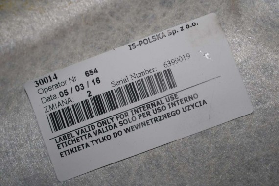 AUDI A4 SEDAN PODSUFITKA szara 8W5867506G RL9 szary 8W5 867 506 G 8W5867506G 8W5867506G 8W B9 8W5867506L 8W5867506C 8W5867506G