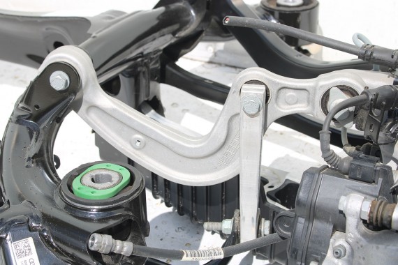 AUDI A4 A5 BELKA ZAWIESZENIA TYLNA TYŁ 8W0505235AE 8W0505235AH 8W0505235AG SANKI 8W0511305AF 8W0505235AM 8W0505235 8W0505235AN