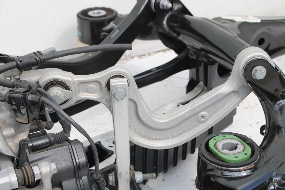 AUDI A4 A5 BELKA ZAWIESZENIA TYLNA TYŁ 8W0505235AE 8W0505235AH 8W0505235AG SANKI 8W0511305AF 8W0505235AM 8W0505235 8W0505235AN