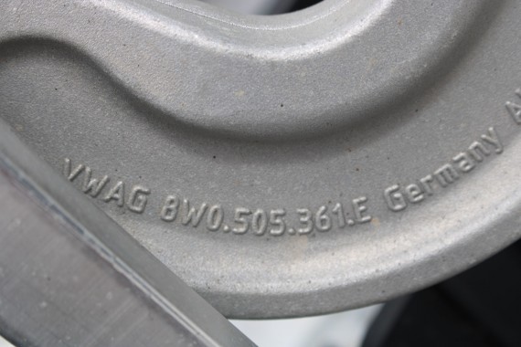 AUDI A4 A5 BELKA ZAWIESZENIA TYLNA TYŁ 8W0505235AE 8W0505235AH 8W0505235AG SANKI 8W0511305AF 8W0505235AM 8W0505235 8W0505235AN