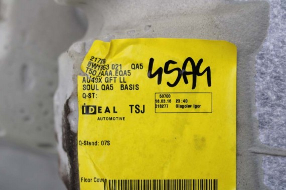 AUDI A4 A5 DYWAN WYKŁADZINA PODŁOGI 8W1863021 8W1863021A 8W1 863 021 tapicerka 8W F5 'QA5' czarny 8W1863021 8W1863021 8W1863021A