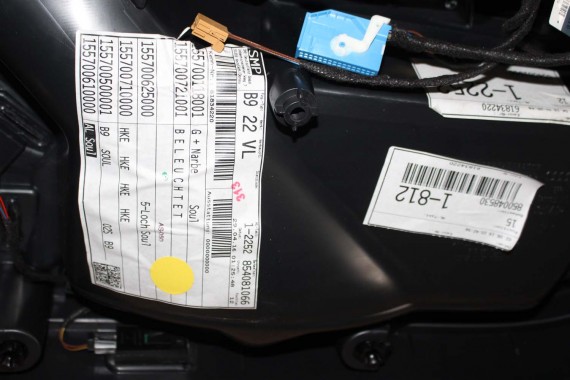 AUDI A4 8W BOCZEK BOCZKI DRZWI drzwiowe tapicerka SEDAN 8W 8W5 B9 skóra kolor czarny 8W1867103 8W1867104 8W0867303 8W0867304