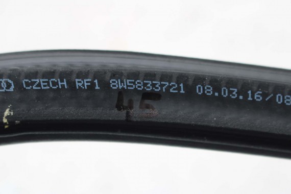 AUDI A4 SEDAN USZCZELKA DRZWI 8W5833721 8W5 833 721 drzwiowa 8W5833721A 8W5833721B 8W5833721C 8W5833721 8W5833721A 8W5833721B B9