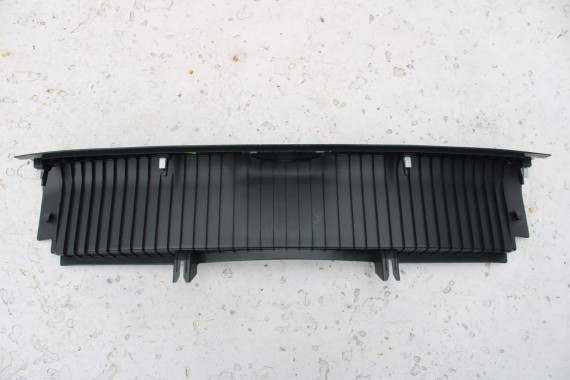 AUDI A4 B9 SEDAN PAS BAGAŻNIKA 8W5863471 TAPICERKA 8W5863471B 8W5863471 kolor soul czarny 8W5863471 bagażnik 8W5863471 8W5863471