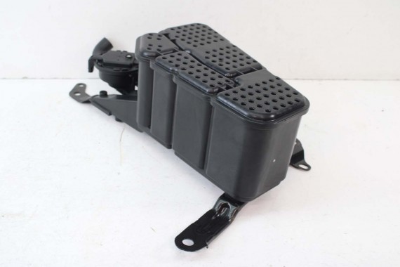 AUDI A4 A5 ZBIORNIK WĘGLA AKTYWNEGO 8W0201801B 8W0201801E 8W0201801F 8W0201801N 8W0201801E 8W0201801B 8W0201801B 8W0201801B 8W