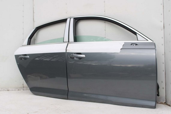AUDI A4 SEDAN DRZWI PRAWE PRZÓD + TYŁ STRONA PRAWA przednie + tylne 2 sztuki 2 szt. 8W B9 szary LX7R 0C0C8W0831052 8W5833052