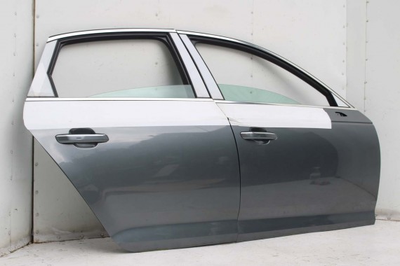 AUDI A4 SEDAN DRZWI PRAWE PRZÓD + TYŁ STRONA PRAWA przednie + tylne 2 sztuki 2 szt. 8W B9 szary LX7R 0C0C8W0831052 8W5833052