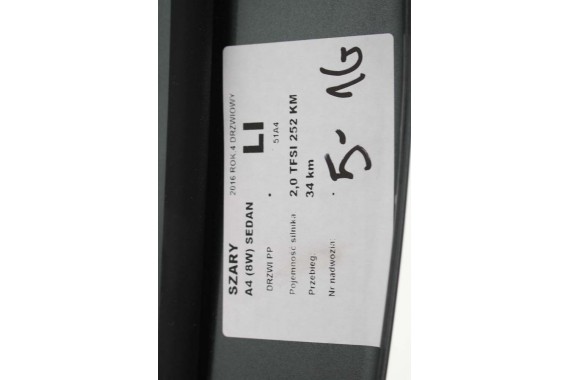 AUDI A4 SEDAN DRZWI PRAWE PRZÓD + TYŁ STRONA PRAWA przednie + tylne 2 sztuki 2 szt. 8W B9 szary LX7R 0C0C8W0831052 8W5833052