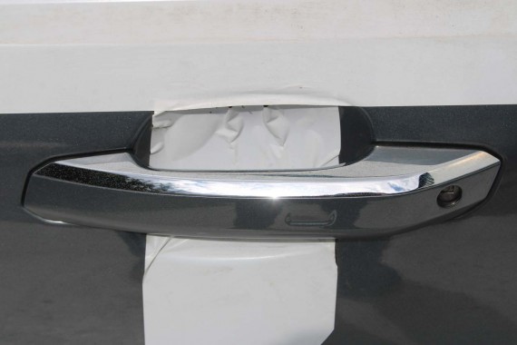 AUDI A4 SEDAN 8W B9 LX7R DRZWI LEWE PRZÓD + TYŁ STRONA LEWA przednie + tylne 2 sztuki 0C0C 8W0831051 8W5833051 8W0831051A szary