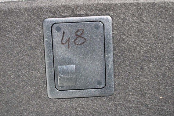 AUDI A4 B9 SEDAN BOCZEK + PAS + DYWAN BAGAŻNIKA 8W5863879B 8W5863880B 8W5863471 8W5863463A boczki bagażnik tapicerka 8W5863879F