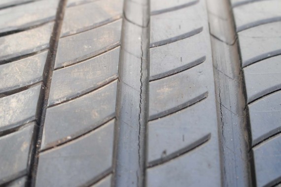 AUDI A4 A5 FELGI 17 cali OPONY KOŁA felga 8W0601025E 7.5J*17H2 ET38 8W opona 225/50/17 8W0601025E 8W0601025E 8W0601025 8W0601025