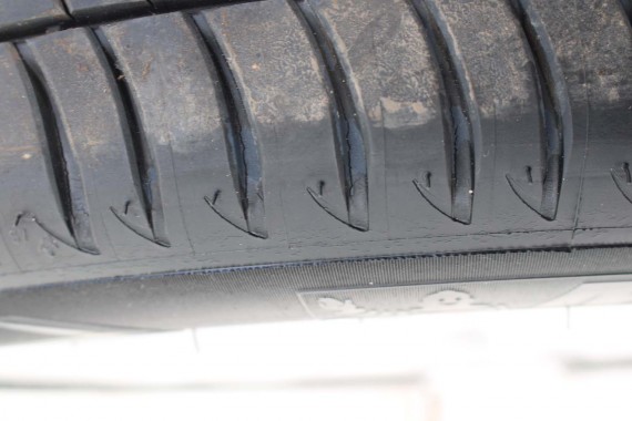 AUDI A4 A5 FELGI 17 cali OPONY KOŁA felga 8W0601025E 7.5J*17H2 ET38 8W opona 225/50/17 8W0601025E 8W0601025E 8W0601025 8W0601025