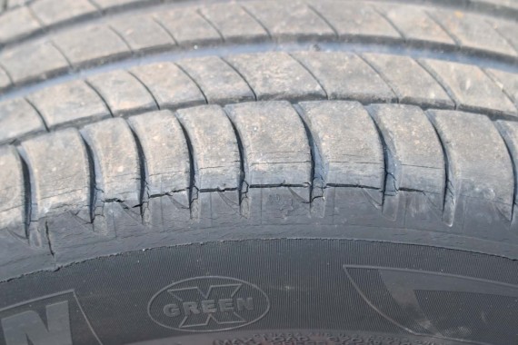 AUDI A4 A5 FELGI 17 cali OPONY KOŁA felga 8W0601025C 7.5J*17H2 ET38 8W opona 225/50/17 8W0601025C 8W0601025C 8W0601025 8W0601025