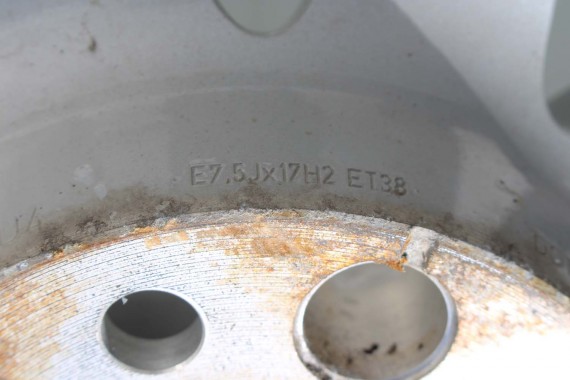 AUDI A4 A5 FELGI 17 cali OPONY KOŁA felga 8W0601025C 7.5J*17H2 ET38 8W opona 225/50/17 8W0601025C 8W0601025C 8W0601025 8W0601025