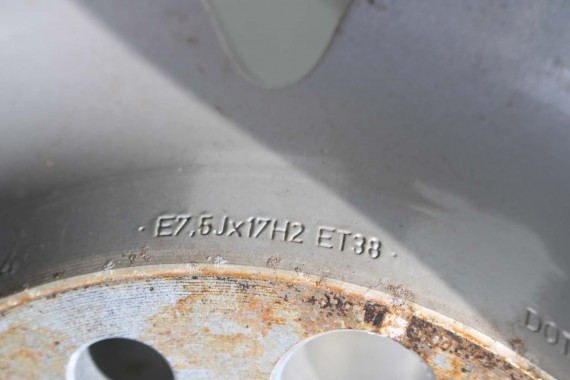 AUDI A4 A5 FELGI 17 cali OPONY KOŁA felga 8W0601025C 7.5J*17H2 ET38 8W opona 225/50/17 8W0601025C 8W0601025C 8W0601025 8W0601025