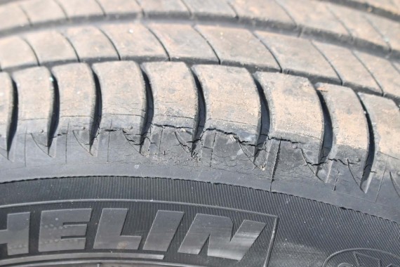 AUDI A4 A5 FELGI 17 cali OPONY KOŁA felga 8W0601025C 7.5J*17H2 ET38 8W opona 225/50/17 8W0601025C 8W0601025C 8W0601025 8W0601025