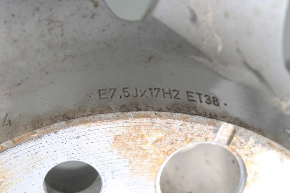 AUDI A4 A5 FELGI 17 cali OPONY KOŁA felga 8W0601025C 7.5J*17H2 ET38 8W opona 225/50/17 8W0601025C 8W0601025C 8W0601025 8W0601025